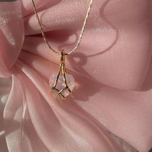 Barbie diamond castle friendship necklace~