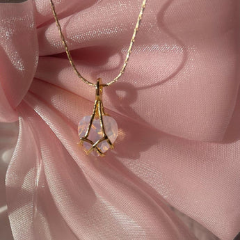 Barbie And The Crystal Castle Necklace Barbie And The Diamond